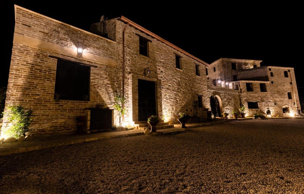 Castello Di Petecciano B&B Mosciano SantʼAngelo Eksteriør billede