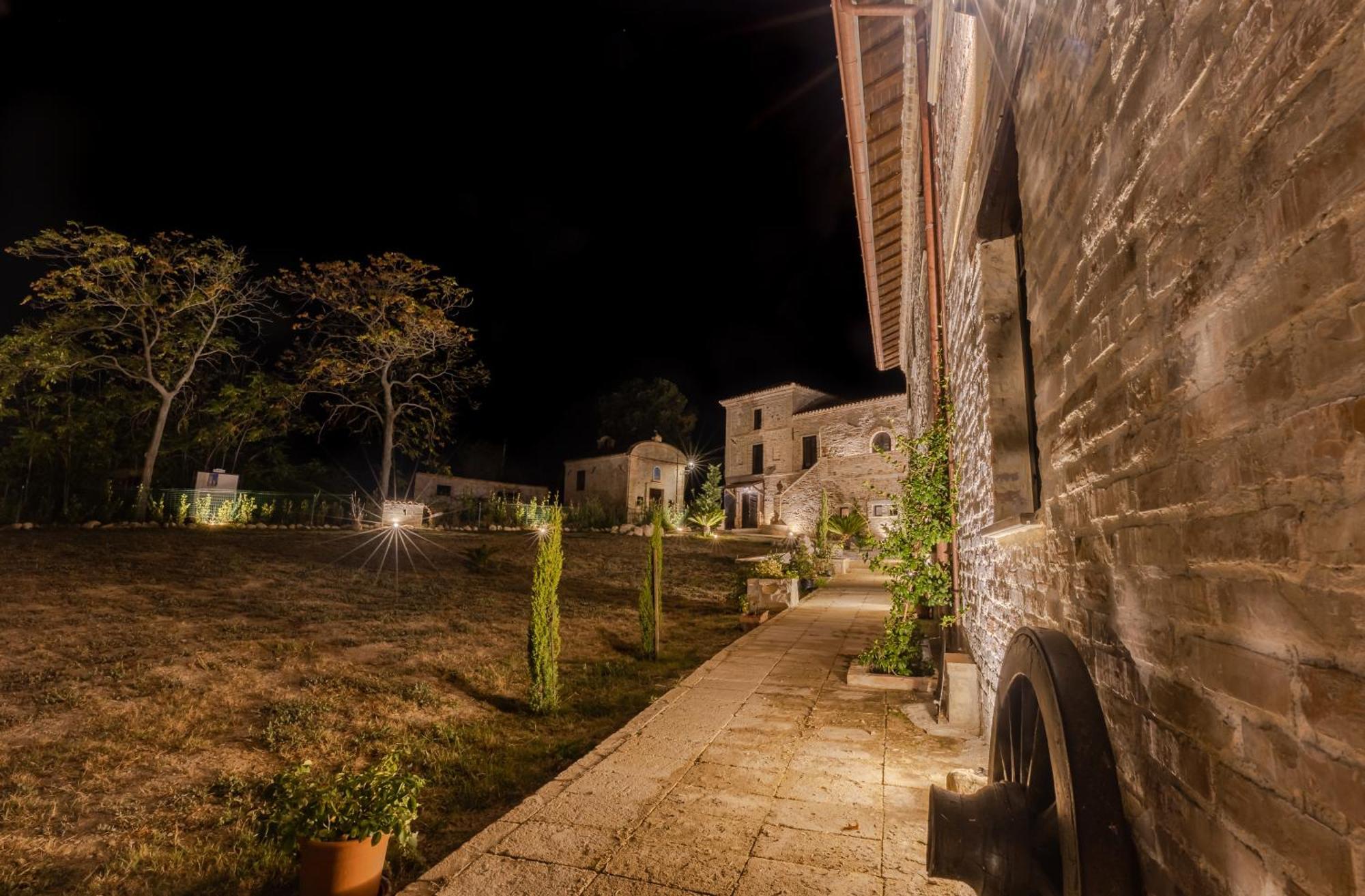 Castello Di Petecciano B&B Mosciano SantʼAngelo Eksteriør billede